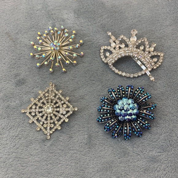 Fashion Brooch Set of 4 - Picture 1 of 8